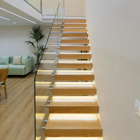Luxe Arial Lofts * Vlore