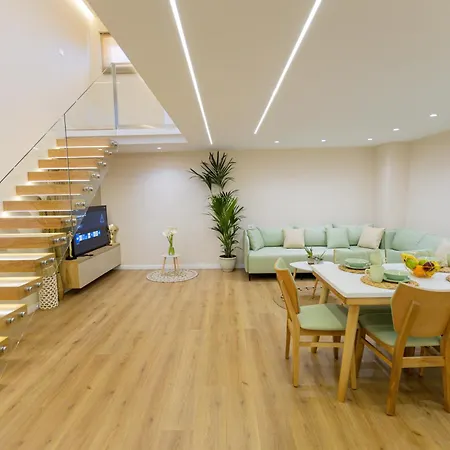 Luxe Arial Lofts * Vlore